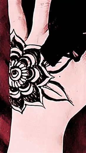 Easy Mehendi Design for Beginners | Simple & Beautiful Henna Design 🌿