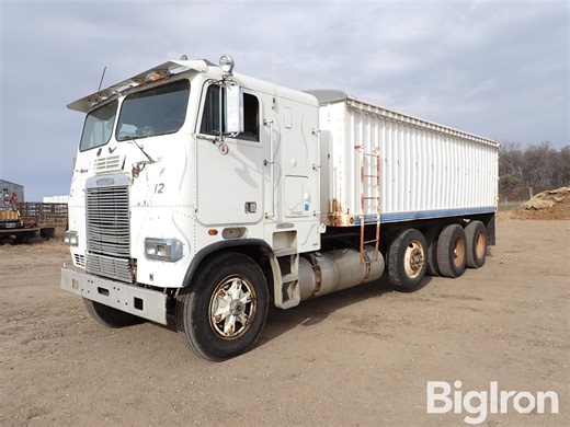 1984 Freightliner FLT8664T Tri/A Cabover Grain Truck | Transportation
