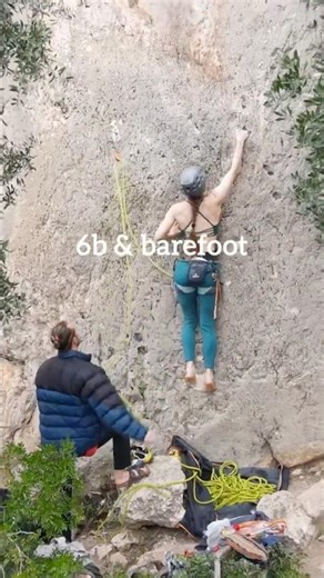 6b climbing BAREFOOT #barefootclimbing #rockclimbing #spainclimbing