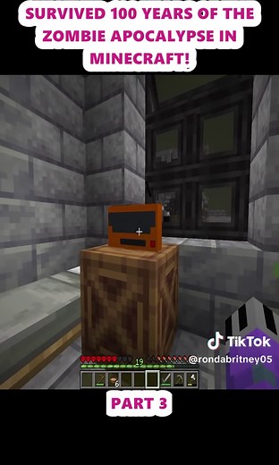 Survived 100 Years of the Zombie Apocalypse in Minecraft!