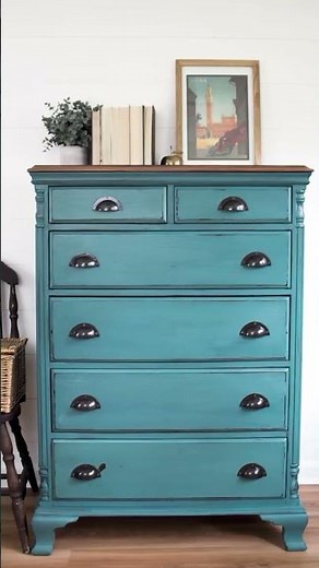Renfrew - This lovely color is a dark turquoise green-blue