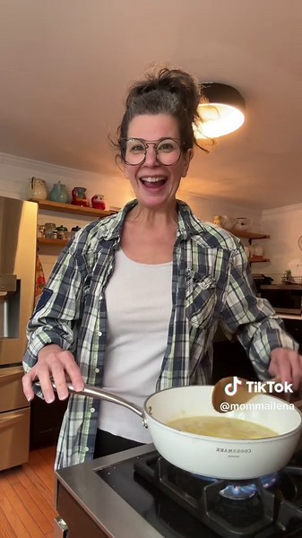 Quick and Easy Garlic Pasta Recipe for Dinner