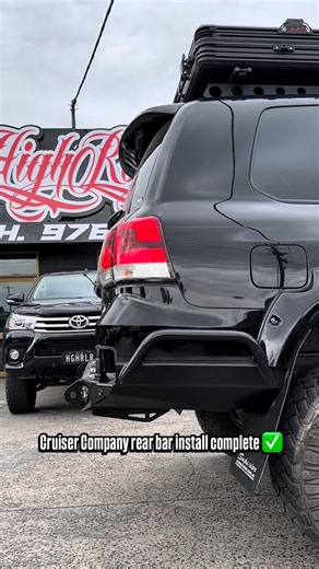 𝐇𝐈𝐆𝐇 𝐑𝐎𝐋𝐋𝐄𝐑𝐒 𝟒𝐗𝟒™ on Instagram: "Fresh install of @thecruisercompany rear bar on a customers kitted out 200 👊 Bit of flare trimming and remounting of the mud flaps to make it work with the @superior4x4 Outback Adventurer kit. Came up a treat! Time for custom spare tyre and Jerry can swing arms! #highrollers4x4 #200series #landcruiser #outbackadventurer"