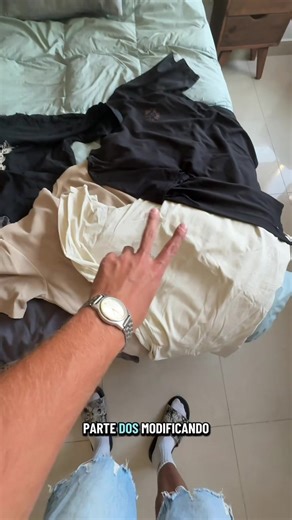Cortando Remeras: Maestría en Reciclaje de Ropa