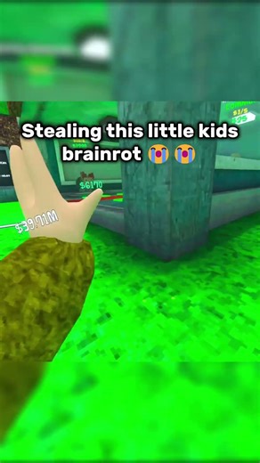 Little kid crying 😭😭 #funny #vr
