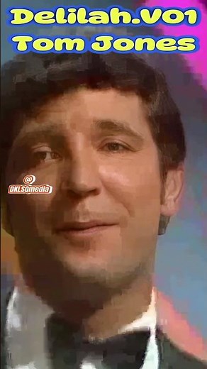 The Electrifying Moment: Tom Jones Sings 'Delilah' Like Never Before!