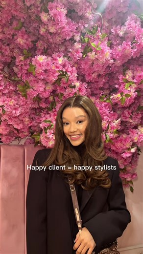 Always ! Click the link in our bio to shop in-store or online 🌐 Visit us in London 🇬🇧 or New York 🇺🇸 — all wigs available at both locations 📍 Prices from £200 ✨ Every wig includes: ✈️ FREE worldwide express shipping 🏆 100% virgin human hair ✅ Preplucked hairline & lightly bleached knots ✅ Glueless band for secure fit ✅ Quick & easy install 📞 44 7944 020044 NYC: 336 W 37th St, 2nd Fl, Suite 240, NY 10018 London: 203A North End Rd, London W14 9NL 🔗 Link in bio | www.a-listlacehair.com #gl