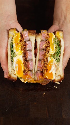 Steak and Eggs Benedict SANDWICH