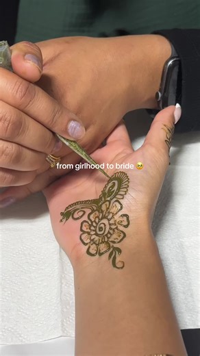 this is your sign to romanticize every little bridal moment ✨ #indianweddings #bridalhenna #desi #punjabi #desibride