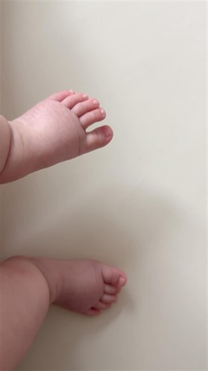 간질간질 간지럽지?😝 #아기#7개월아기#아기발#간지럼#귀여워#baby#cute