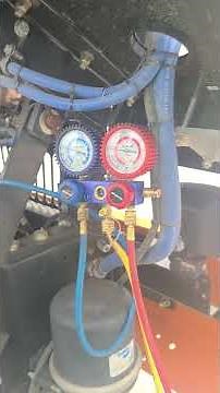 How to Fill A/C System with freon. How to Read Low freon on system. Semi Truck Repair Air Condition