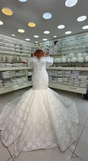 Robe de mariée sur mesure – confection en 6 semaines à 1490€