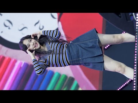 [8K 직캠] 220528 위클리(Weeekly) 지한(JIHAN) Hello 직캠(fancam) 서원밸리그린콘서트