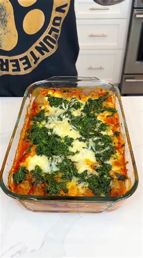 Creamy and cheesy one pan lasagna made easy