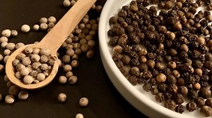 White pepper vs black pepper: What's the difference?