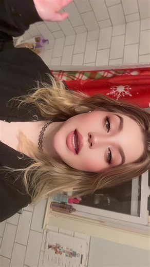 𝓫𝓮𝓽𝓱𝔂𝓫𝓾𝓫𝓫𝓵𝓮𝓼 (@bethy.bubbles)’s videos with original sound - bon🫧