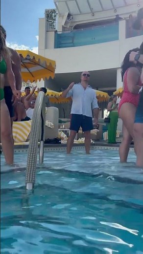 Ultimate Guide to Las Vegas Pool Parties 2024: Top Spots for a Wild Time!