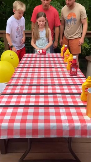 2.3K views · 73 reactions | Perfect Summer Picnic Game!!狀 #games #partygames #tablegames #picnic #Summer | Little Bros 11 | Facebook