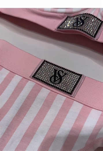 Keeping things iconic, ALWAYS 💞 #victoriassecretuk #matchingset #iconic #logo