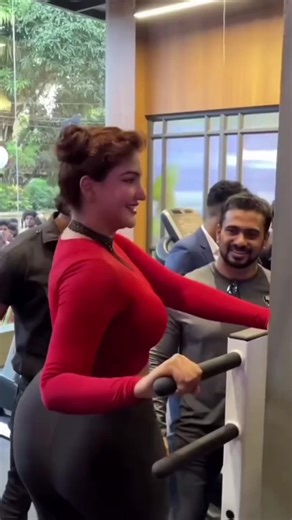 Bollywood news update #VijayDeverakonda #bollywood #bollywoodnews #foryou #viral