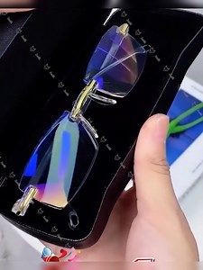 🔵Mit nur einer Brille nah und fern gut sehen🔵. Neue Linsentechnologie autofocus🧑‍🔬 ✅Passt beiden Augen ✅ sowohl in der Nähe als auch in der Ferne ✅ inklusive Gestell https://www.consulente-della-salute.com/glasses-de/ Entdecken Sie die Freude am perfekten Sehen in allen Lebenslagen neu 🔒Versand mit versicherter Nachnahme 🚚Ultra-schnelle 24-Stunden-Lieferung | Brico House Center International Group