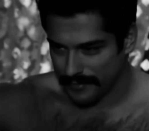 #meryaemuzerli #hurremsultan #السلطانة_هويام #حريم_السلطان #المغرب🇲🇦تونس🇹🇳الجزائر🇩🇿 مريم اوزرلي بوراك اوزجيف