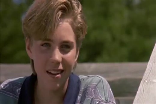 Heads up. Heads up, heads up!