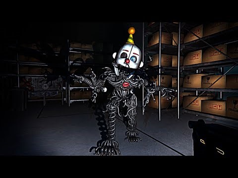 Ennard is chasing me through this abandoned warehouse