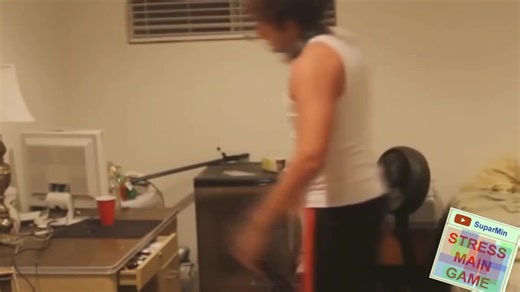 玩游戏砸电脑合集