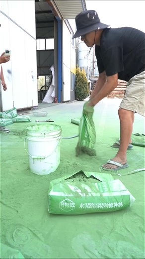 Quick Ground Repair: Fixing Potholes and Pebble Leaks