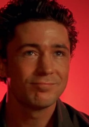 Queer as Folk S01:E01 - Episode 1