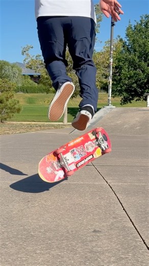 2 Tricks On Flat!!! #skateboarding #skate #skateboard #skateboardvibes #skateboardingisfun