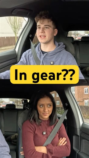 DO YOU DO THIS? #driving #car #test #london #gear #teacher #fyp #Pov #automobile