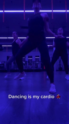 Dynamic Dance Fitness Classes for All Levels