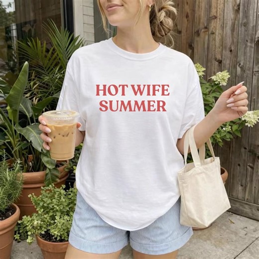 Hot Wife Summer Shirt, Funny Wife Tee, Baddie Summer Outfit, Trendy Women Graphic Tee, Vacation Beach Shirt, Cute Girlfriend Gift - Etsy