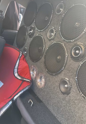 و مين غيرنا بيهتم بسيارتك 🥰👍#damen_group #damen_sound_system #reiss_audio #الشعب_الصيني_ماله_حل😂😂 #foryou #tiktoklongs #lebanon🇱🇧 #سستم_صوت #bass #reissedatpeker🇹🇷🇹🇷 #viral