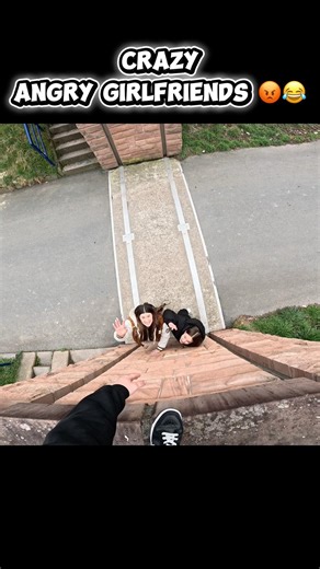 Escaping Angry Girlfriends- POV #funny #pov #crazygirl #parkour