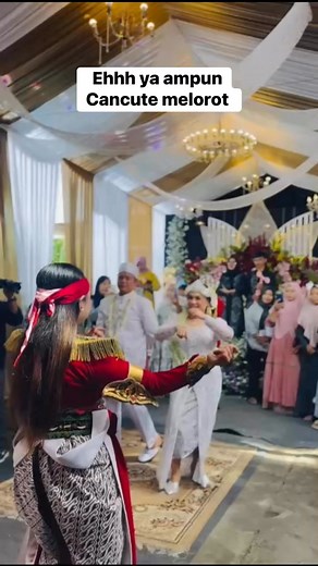 Cangcut e melorot | Melati Impian