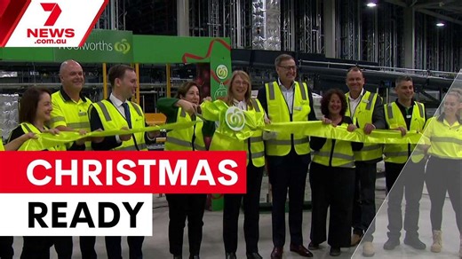 Woolworths opens billion dollar Christmas distribution hub