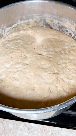 Nonna Pia’s back! Making her world class homemade Bread 🥖 👵 #nonnapia #homemade #bread #madewithlove #homecooking #italiangrandma #tiktoknonna