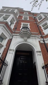 4.3K views | This property is in a great location, close to many transport links and the amenities of Notting Hill Gate. The bright and airy home features two spacious bedrooms, a fantastic open plan living, dining, and kitchen, and is fully furnished throughout. Winkworth Estate Agents How much? £10,833 pcm (£2,500 pw) Where? Palace Court, London Click here to take a look at the property: https://www.onthemarket.com/details/14157816/ | OnTheMarket.com | Facebook