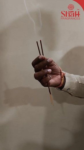 ✨ Using Incense Sticks the Right Way! ✨ Watch this short video to learn the correct method of lighting and placing your incense stick for a clean, long-lasting and soothing fragrance. 🌿 Suggested by Satva Impex Bringing purity, peace & premium quality to your space. #SatvaImpex #IncenseStick #Agarbatti #HowToUse #PeacefulVibes #FragranceLifestyle #WellnessJourney #NaturalFragrance #DailyRituals #Aromatherapy 🌼💫🌻 #SatvaImpex #IncenseStick #Agarbatti #HowToUse #PeacefulVibes #FragranceLifestyl
