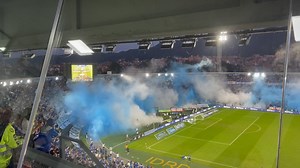 Así fue la entrada en el clásico capitalino. Gran triunfo de Millonarios que nos deja líderes 👊🏽Ⓜ️ ¡VAMOS MILLONARIOS! | La Casa Azul Radio TV