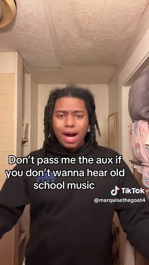 Old School Music: A Nostalgic Playlist for Fans