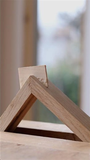 Gluing Splines Into Picture Frames #shorts #woodworking