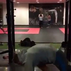 40K views · 728 reactions | 22 push up challenge....thnx @xaviercvk86 ..... Next in line DJ @hardwell and @timorworld #raiseawareness #veterans #ptsd | Rico Verhoeven | Facebook