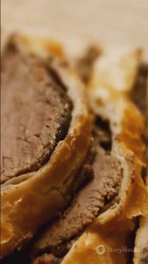 Mastering Medium Rare Beef Wellington in 60 Seconds!