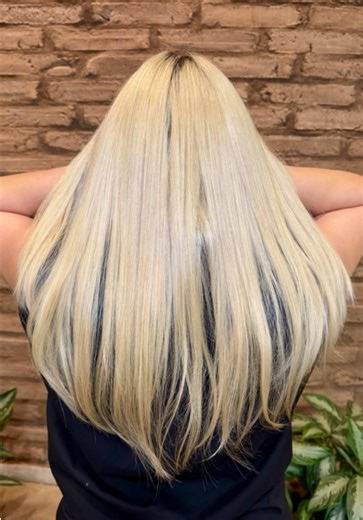 Botanical Repair is that girl 👏🏼 - hair is 5x stronger after 1 service - strengthens & repairs - reduces frizz & flyaways - shields hair from future damage - made for ALL hair types @Aveda Institute Phoenix @Aveda #cosmetology #hair #arizona #tempehairstylist #chandlerhairstylist