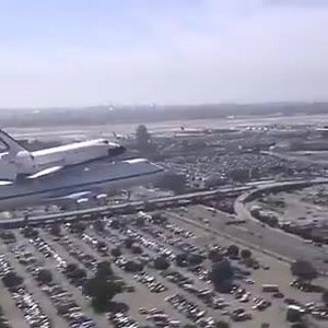 Check This Out󾌧 Space Shuttle and Boeing 747 low pass over Los Angeles Int. Airport | Airplane