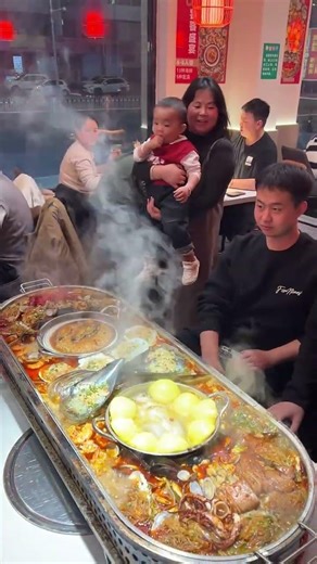 Crazy Spicy Noodles & DumplingsMukbangReaction Must Watch Hotpot#NoodlesLover#Dumplings